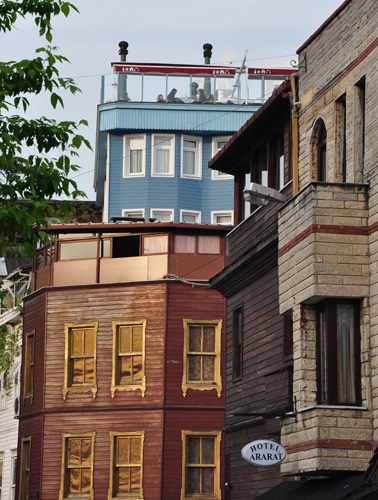 Istanbul: Frühstück auf dem Dach